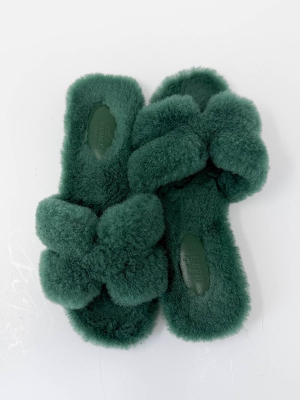 Hermes Oran Woolskin Sandals - Vert Anglais Shearling - Picture 7 of 8